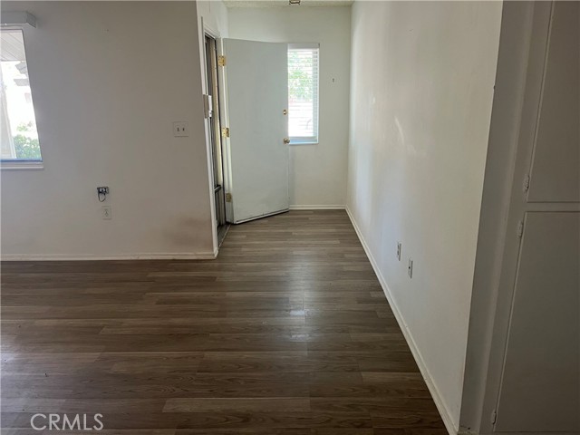 Detail Gallery Image 3 of 21 For 28960 Olympia Way, Menifee,  CA 92586 - 2 Beds | 2 Baths