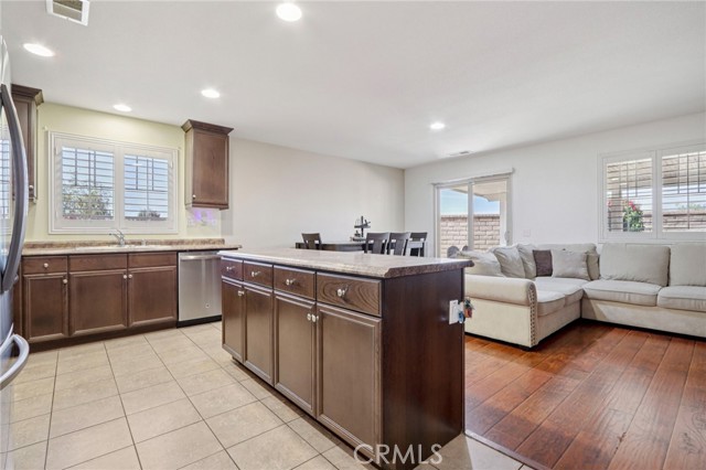 Detail Gallery Image 11 of 34 For 3086 Hawthorne Rd, Perris,  CA 92571 - 3 Beds | 2 Baths