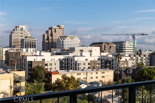 Detail Gallery Image 36 of 57 For 343 Pioneer Dr #504,  Glendale,  CA 91203 - 3 Beds | 2 Baths