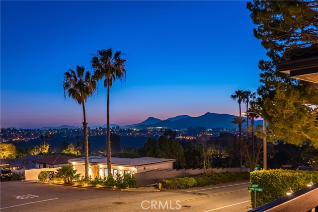 Detail Gallery Image 34 of 50 For 2044 Calle Yucca, Thousand Oaks,  CA 91360 - 4 Beds | 4 Baths