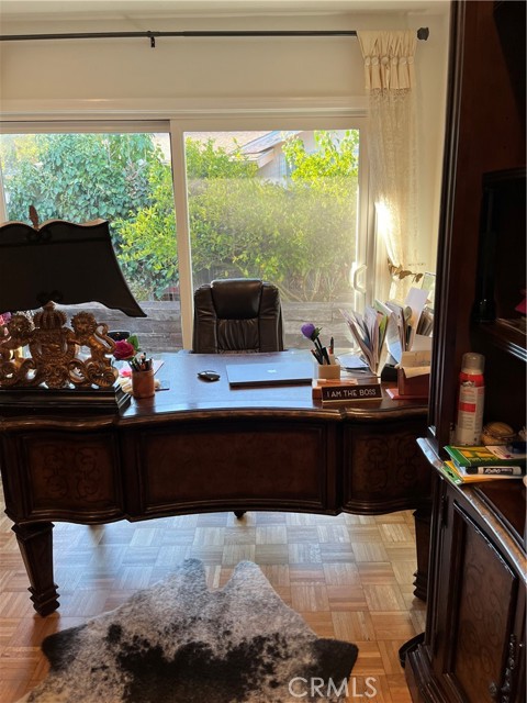 Detail Gallery Image 3 of 18 For 6051 Flambeau Rd, Rancho Palos Verdes,  CA 90275 - 4 Beds | 2 Baths