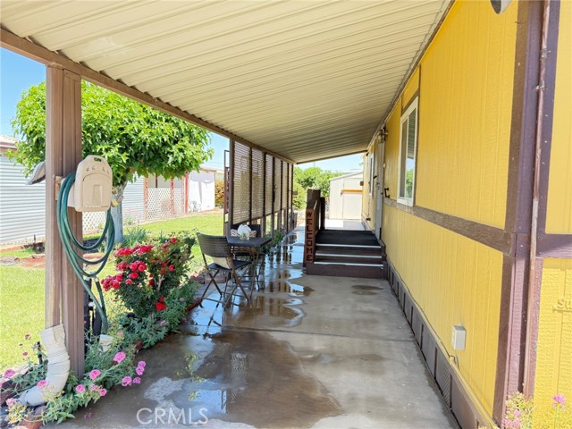 Detail Gallery Image 4 of 33 For 15940 Stoddard Wells Rd #81,  Victorville,  CA 92395 - 2 Beds | 2 Baths