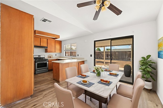 Detail Gallery Image 13 of 45 For 29527 Singing Wood Ln, Menifee,  CA 92586 - 4 Beds | 2 Baths