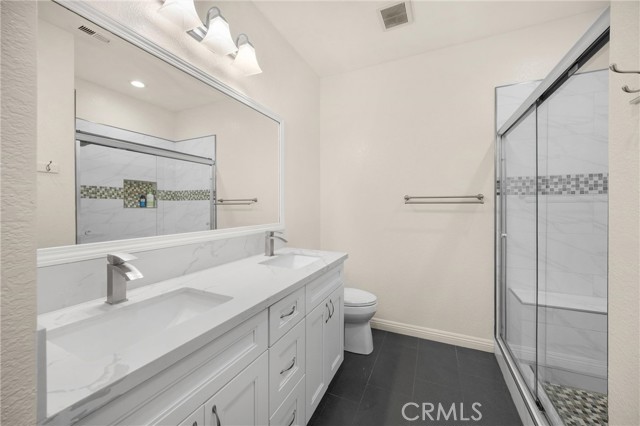 4350 Bennington Court, Chino CA: https://media.crmls.org/medias/b5eeb720-a598-41d8-a42c-69859bc7ee1d.jpg