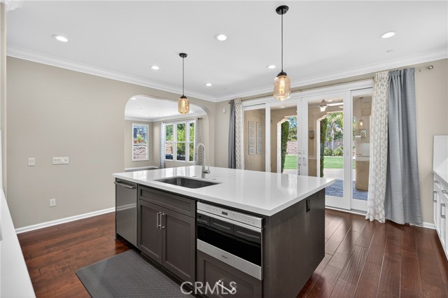 Detail Gallery Image 14 of 67 For 11680 Cetona Way, Porter Ranch,  CA 91326 - 4 Beds | 4 Baths