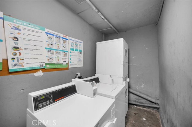 1212 W 107th Street, Los Angeles CA: https://media.crmls.org/medias/b5ef98d6-f116-4f36-aed5-0ad70d6914ae.jpg