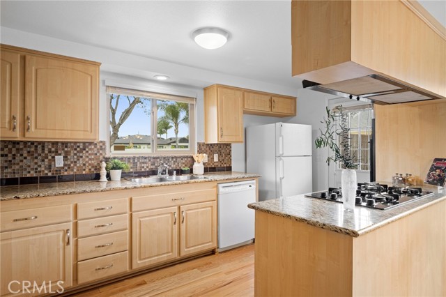 Detail Gallery Image 18 of 46 For 734 E Elsmere Dr, Carson,  CA 90746 - 3 Beds | 2 Baths