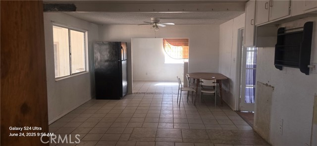 351 Neimeyer Place, Yucca Valley CA: https://media.crmls.org/medias/b5f1f071-6e29-4b25-a7ce-d578f31527f4.jpg