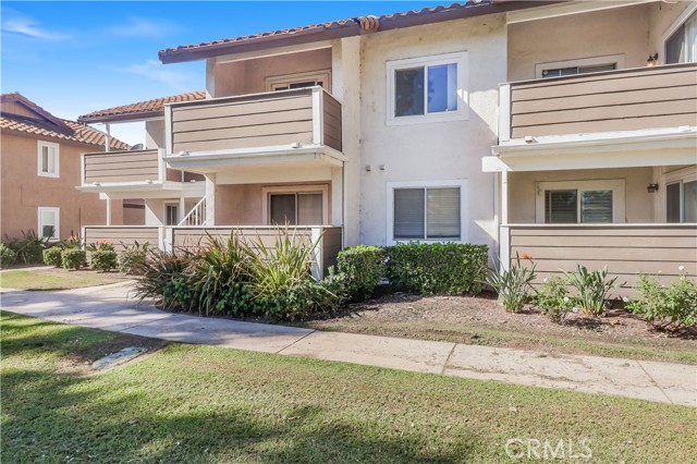 Detail Gallery Image 1 of 1 For 3733 Country Oaks Loop #D,  Ontario,  CA 91761 - 1 Beds | 1 Baths