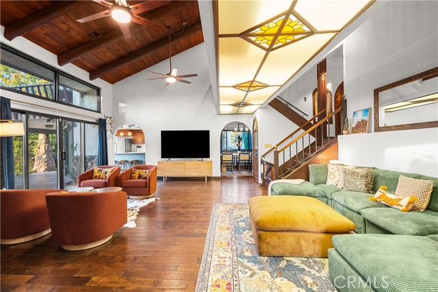 36435 Jomar Street, Oak Glen CA: https://media.crmls.org/medias/b5f2617b-647e-4e29-8395-6114b225e3b6.jpg