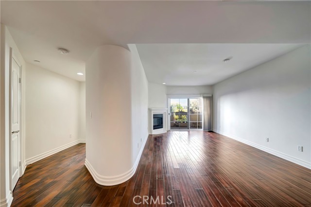 Detail Gallery Image 25 of 75 For 15206 Burbank Bld #209,  Sherman Oaks,  CA 91411 - 2 Beds | 2/1 Baths