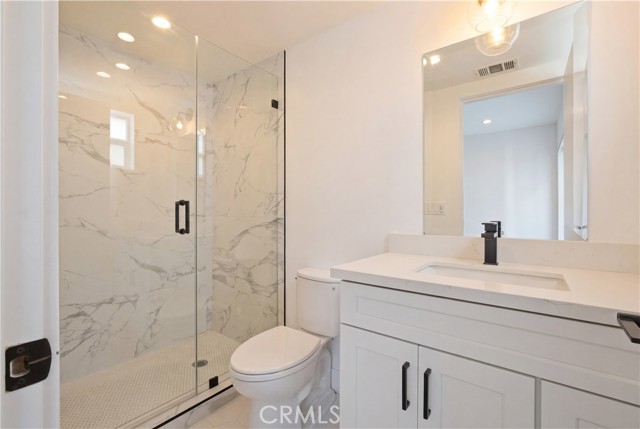 Detail Gallery Image 18 of 18 For 21721 Hart, Canoga Park,  CA 91303 - 3 Beds | 2 Baths