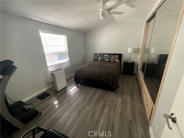 Detail Gallery Image 12 of 13 For 2060 Newport Blvd, Costa Mesa,  CA 92627 - 1 Beds | 1 Baths