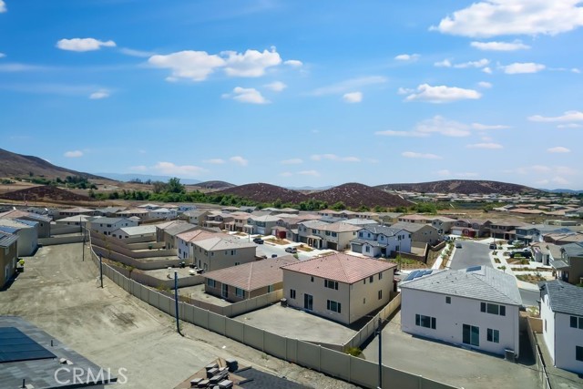 33170 Celadon Avenue, French Valley CA: https://media.crmls.org/medias/b5f497b3-9bd5-413b-aa56-5631bfa80d57.jpg