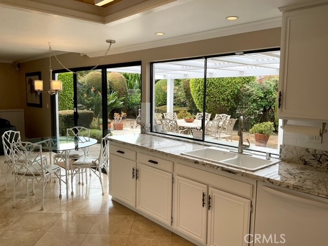 Detail Gallery Image 9 of 28 For 1814 Tanager Dr, Costa Mesa,  CA 92626 - 4 Beds | 2/1 Baths