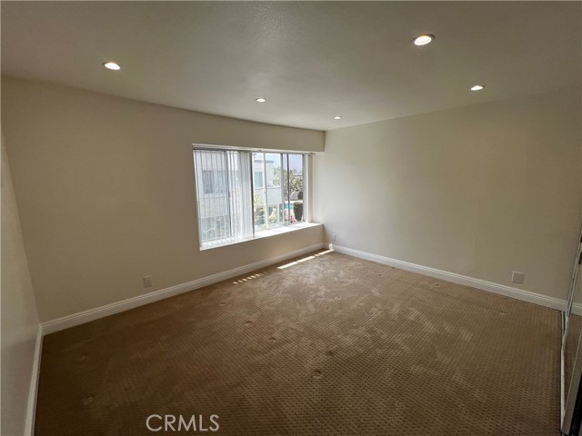 18511 Mayall Street, Northridge CA: https://media.crmls.org/medias/b5f5bc60-8f24-4a6d-ace6-07892b06e8c4.jpg