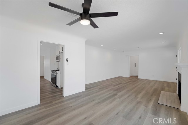 Detail Gallery Image 17 of 27 For 1233 Oakhurst Dr, San Bernardino,  CA 92404 - 3 Beds | 1/1 Baths