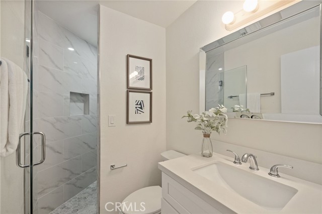 1108 Camino Real, Redondo Beach, California 90277, 2 Bedrooms Bedrooms, ,1 BathroomBathrooms,Residential,Sold,Camino Real,SB21221645