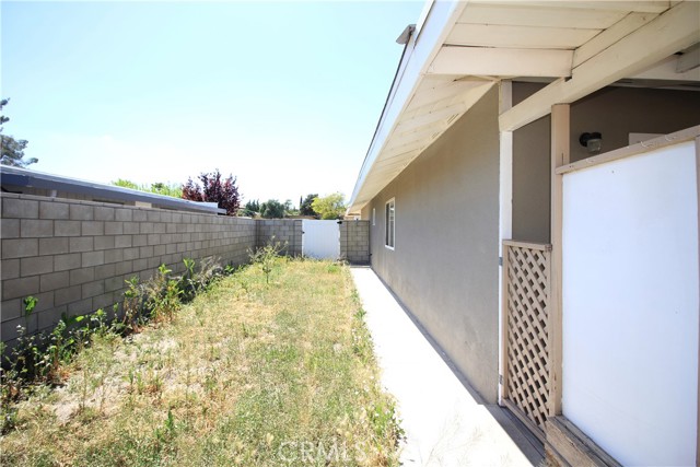 Detail Gallery Image 28 of 30 For 14257 Burning Tree Dr, Victorville,  CA 92395 - 3 Beds | 2/1 Baths