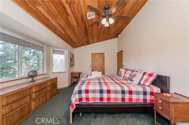 Detail Gallery Image 43 of 56 For 1396 La Crescenta Dr, Big Bear City,  CA 92314 - 3 Beds | 2 Baths