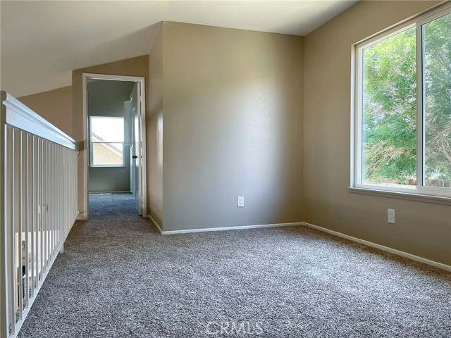 Detail Gallery Image 13 of 33 For 578 Conifer Dr, Palmdale,  CA 93550 - 5 Beds | 2/1 Baths