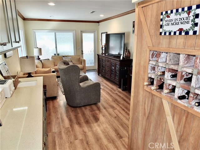 833 Terraine Avenue, Long Beach CA: https://media.crmls.org/medias/b5f99f35-582d-4a60-a6fd-9287a08161b1.jpg