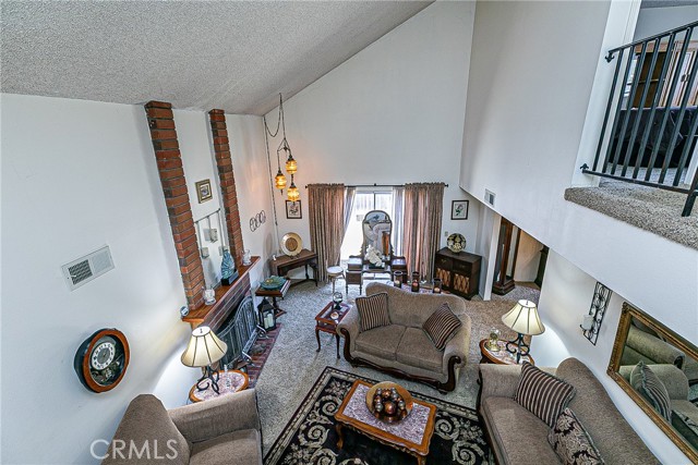 Detail Gallery Image 7 of 26 For 420 E Park Ave, Santa Maria,  CA 93454 - 4 Beds | 2 Baths