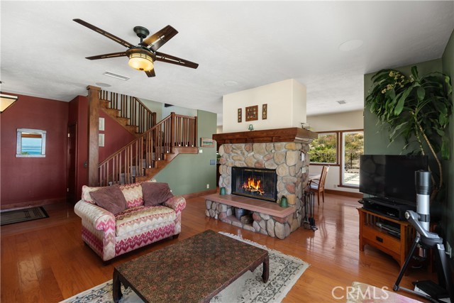 21475 Ridgedale Drive, Lake Mathews CA: https://media.crmls.org/medias/b5fa4a31-ceb9-4494-afc9-04b9795109de.jpg