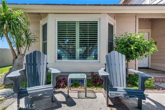 3652 San Joaquin Avenue, Los Alamitos CA: https://media.crmls.org/medias/b5fb8ade-0ea5-4458-b899-bde636664bf4.jpg