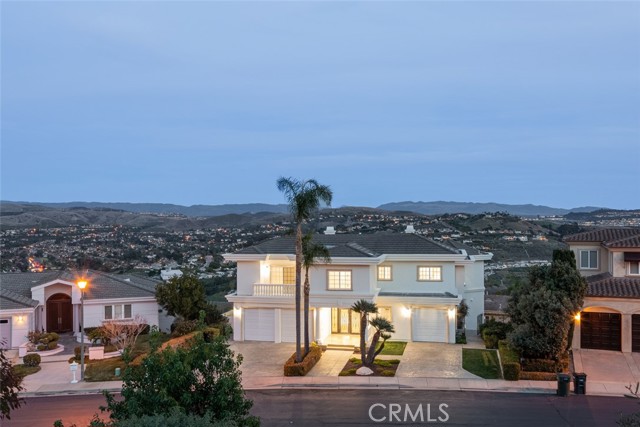 Detail Gallery Image 1 of 1 For 18 Cresta Del Sol, San Clemente,  CA 92673 - 5 Beds | 5/2 Baths