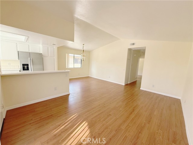 Detail Gallery Image 5 of 12 For 21715 Laurelrim Dr #B,  Diamond Bar,  CA 91765 - 2 Beds | 1 Baths