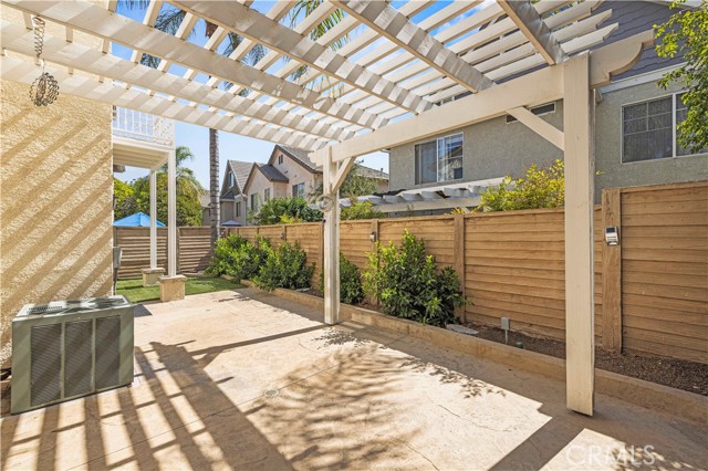 27139 Saddlepeak Trail, Valencia CA: https://media.crmls.org/medias/b5fdc8c1-5661-48b2-8529-cc3aba26c7dd.jpg