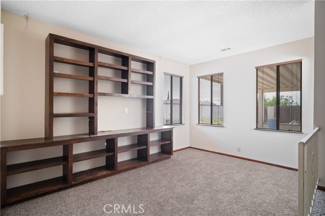 5422 Golondrina Drive, San Bernardino CA: https://media.crmls.org/medias/b6005520-6d95-4f82-aed6-da33089ecc44.jpg