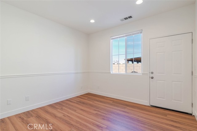 Detail Gallery Image 30 of 43 For 5059 Keston Dr, Palmdale,  CA 93552 - 5 Beds | 2 Baths