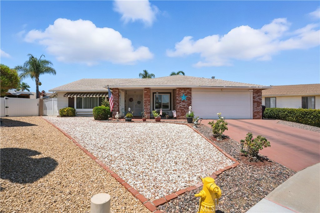 27083 Dahlia Court