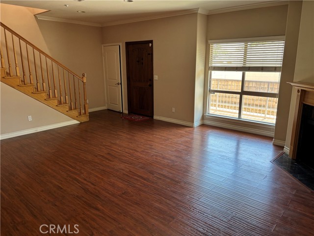 Detail Gallery Image 2 of 5 For 76 N Roosevelt Ave #6,  Pasadena,  CA 91107 - 3 Beds | 4 Baths