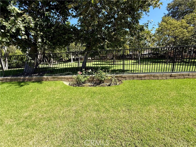 Detail Gallery Image 23 of 30 For 2206 Cedar Ridge Ct, Oxnard,  CA 93036 - 4 Beds | 3 Baths