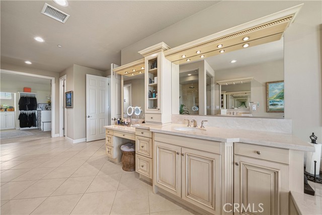 Image 60 of 75 For 1147 Sandra  