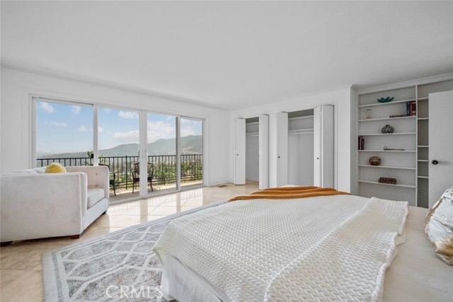 Detail Gallery Image 18 of 37 For 2102 La Canada Crest Dr #B,  La Canada Flintridge,  CA 91011 - 3 Beds | 2 Baths