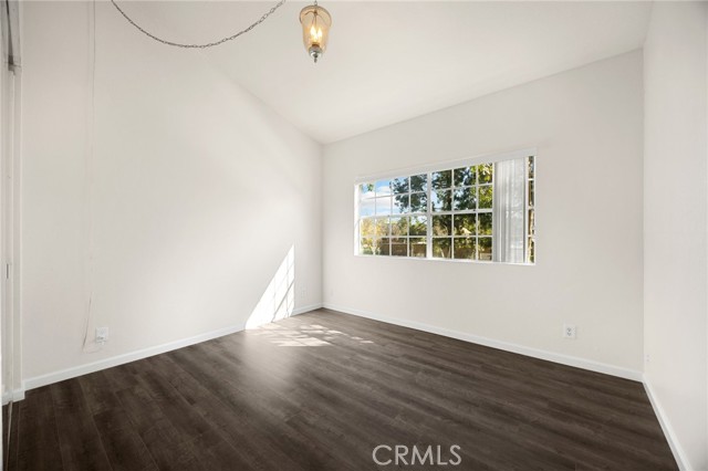 Image 18 of 45 For 3690 Bear St #1