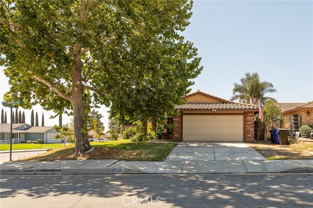 2505 Periwinkle Dr, San Bernardino, CA 92407