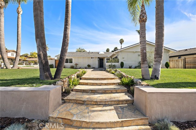 Detail Gallery Image 6 of 42 For 7722 Anillo Way, Carlsbad,  CA 92009 - 4 Beds | 2 Baths