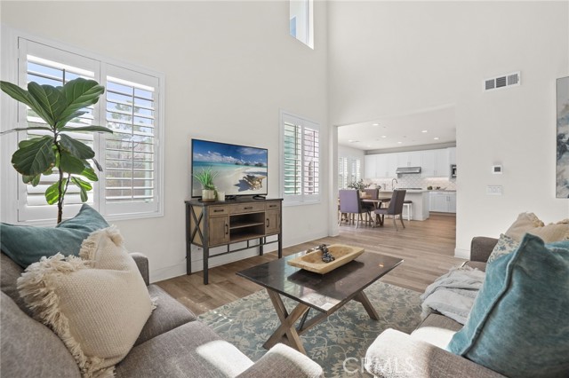 Detail Gallery Image 8 of 41 For 1281 Viejo Hills Drive, Lake Forest,  CA 92610 - 4 Beds | 3 Baths