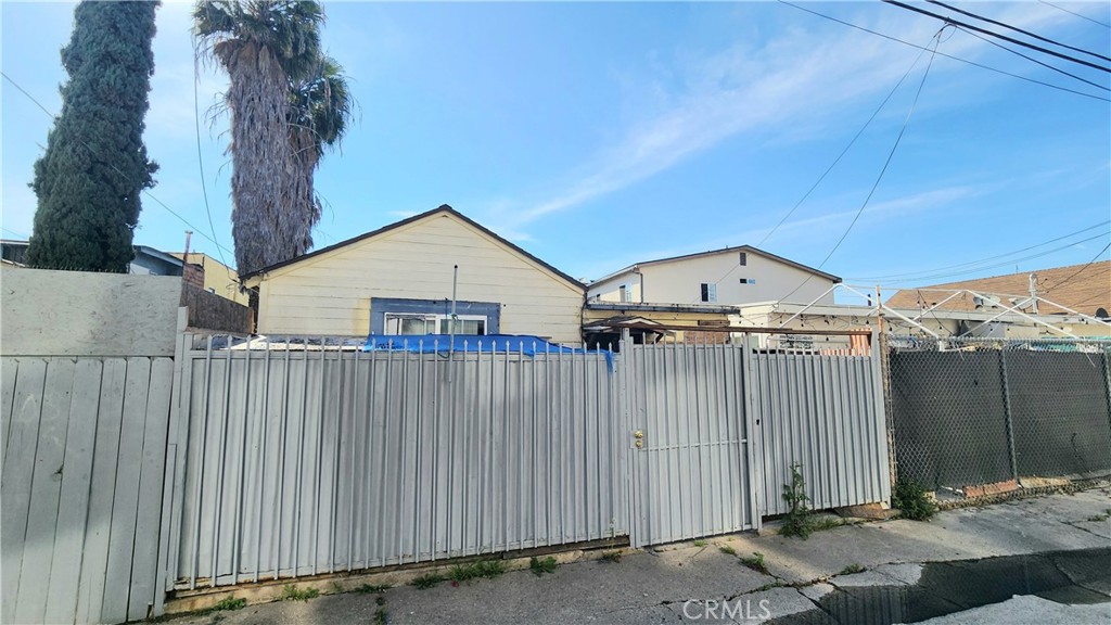 MLS #OC26091372 image #2