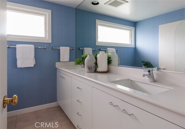 Detail Gallery Image 20 of 23 For 1161 Hyde Park Dr, North Tustin,  CA 92705 - 4 Beds | 3 Baths