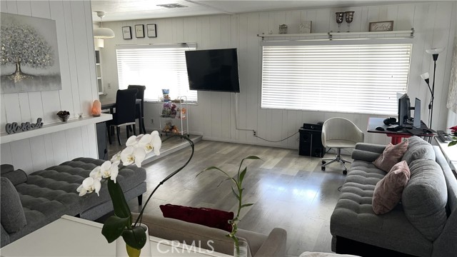 MLS #DW25264115 image #17