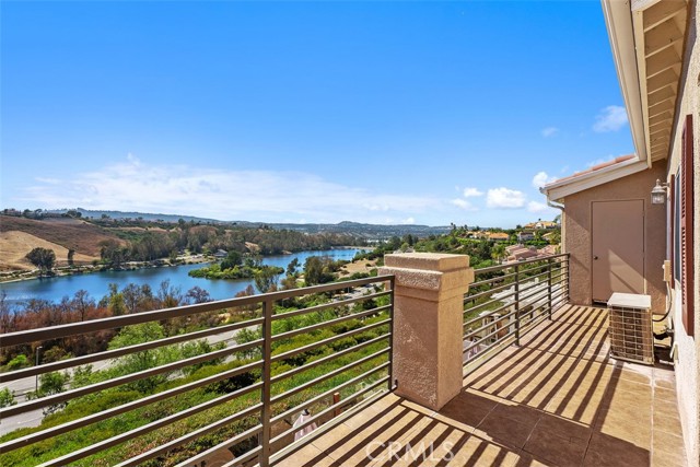 Front Image Thumbnail for CROC25269842