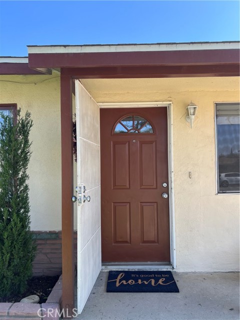 1326 Elmhurst Avenue, Duarte CA: https://media.crmls.org/medias/b60456f5-8551-43b9-89f5-64181b34b612.jpg