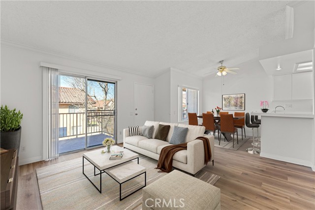 Detail Gallery Image 2 of 28 For 1015 Margarita #D202,  Corona,  CA 92879 - 2 Beds | 2 Baths