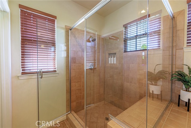 22 Modesto, Irvine CA: https://media.crmls.org/medias/b6055893-2c57-4671-bec0-252cbfc9f52d.jpg